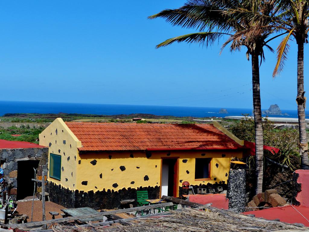 Casa Guinea * Frontera
